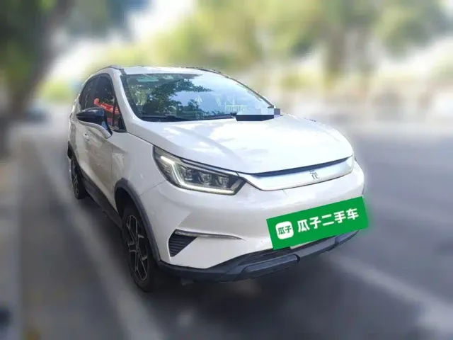 BYD Yuan Pro — Фото автомобиля 24