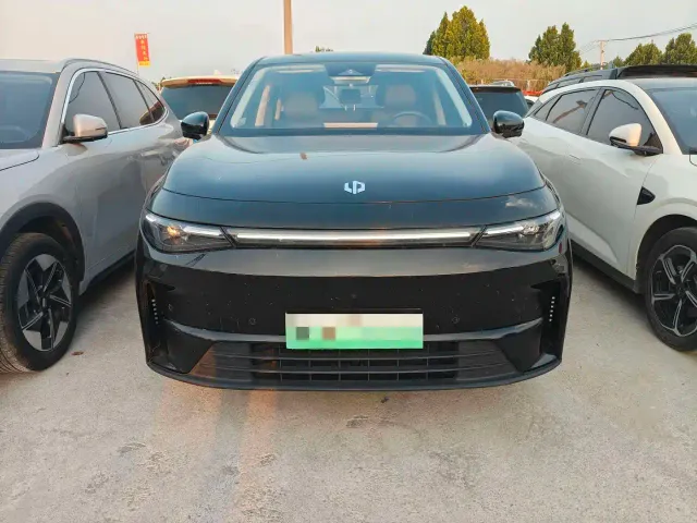 Leapmotor C10 — Фото автомобиля 2
