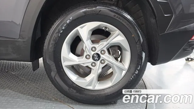 Hyundai Tucson Tucson (NX4) Бензин 1.6 турбо 2WD — Фото автомобиля 21
