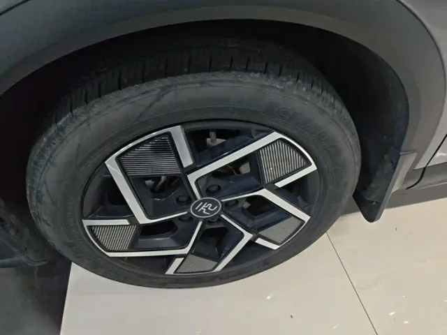 BYD Yuan PLUS — Фото автомобиля 22