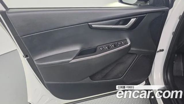 Kia EV6 — Фото автомобиля 13