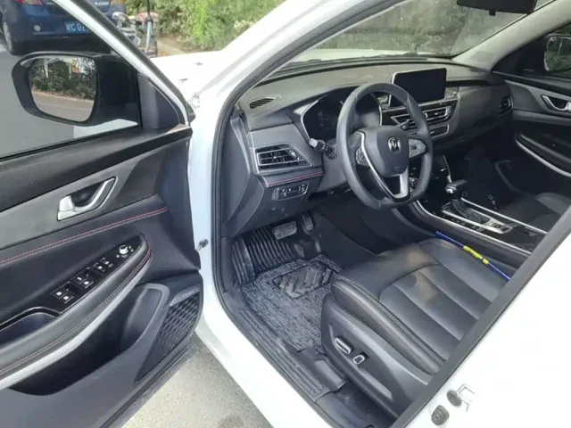 Changan CS75 — Фото автомобиля 15