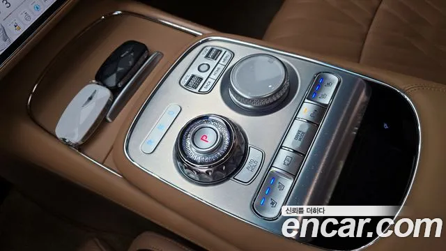 Genesis G90 Бензин 3.5 турбо AWD — Фото автомобиля 9