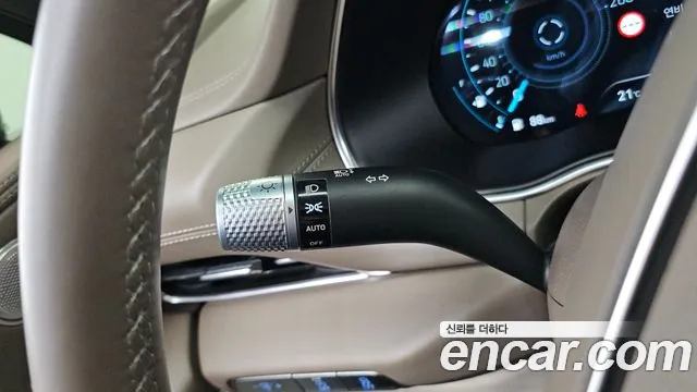 Genesis GV80 — Фото автомобиля 29