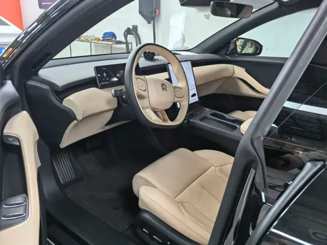 Nio ET5 Touring — Фото автомобиля 13