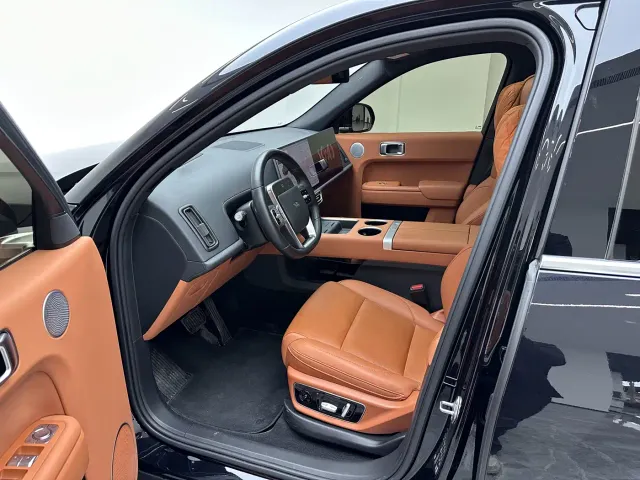 Li Auto L7 — Фото автомобиля 16