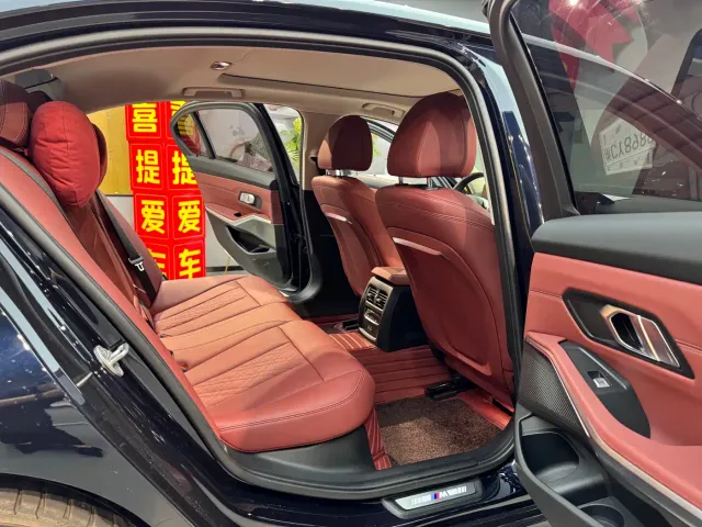 BMW 3 Series — Фото автомобиля 10