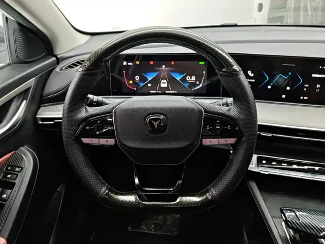 Changan Eado — Фото автомобиля 15