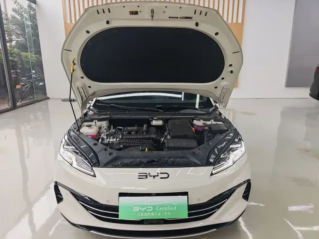 BYD Seal 06 DM-i Touring — Фото автомобиля 16