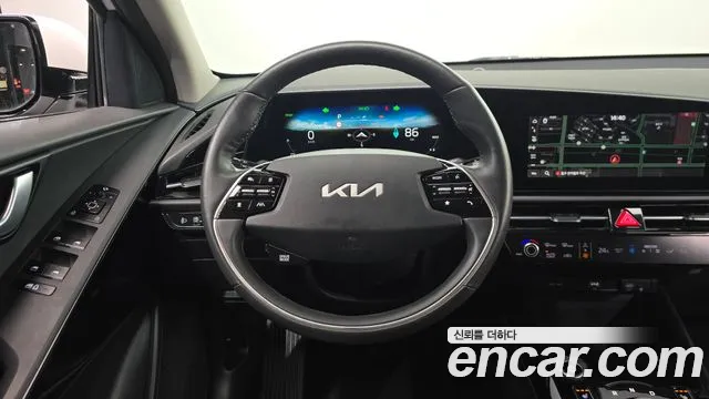 Kia Niro New — Фото автомобиля 12