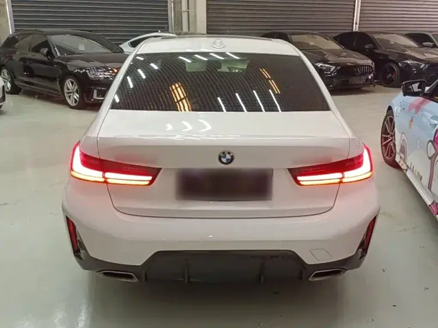 BMW 3 Series — Фото автомобиля 5