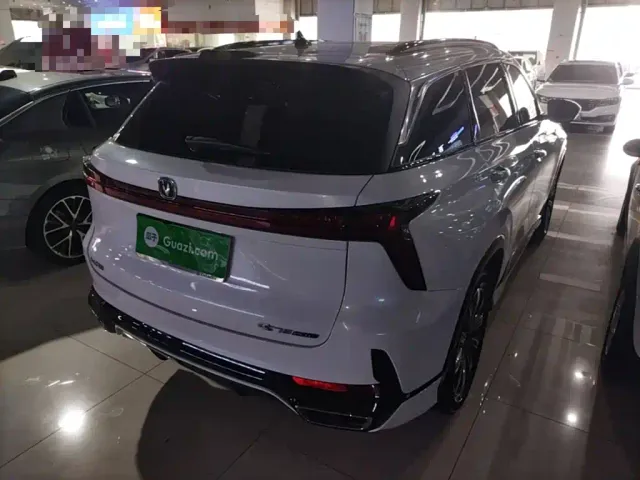 Changan CS75 Plus — Фото автомобиля 6
