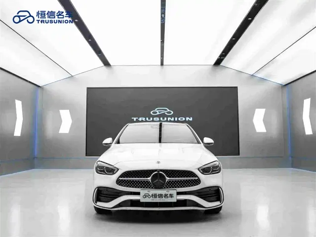 Mercedes-Benz C-Class — Фото автомобиля 2