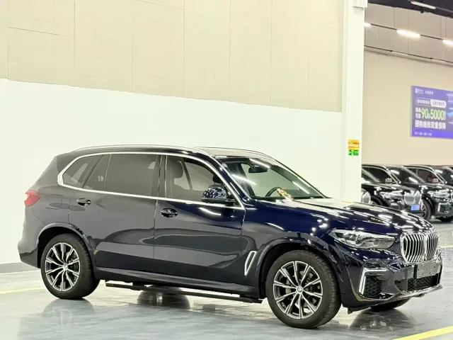 BMW X5 — Фото автомобиля 3