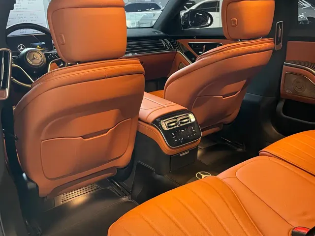 Mercedes-Benz S-Class — Фото автомобиля 6
