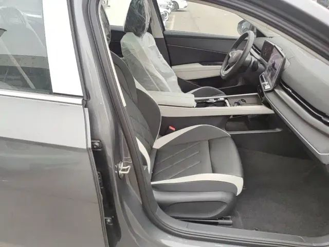 Volkswagen Sagitar — Фото автомобиля 24