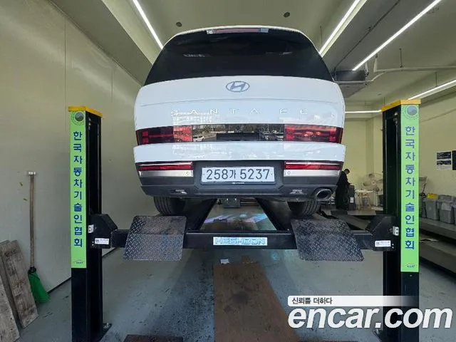 Фотография автомобиля — Hyundai Santa Fe MX5
