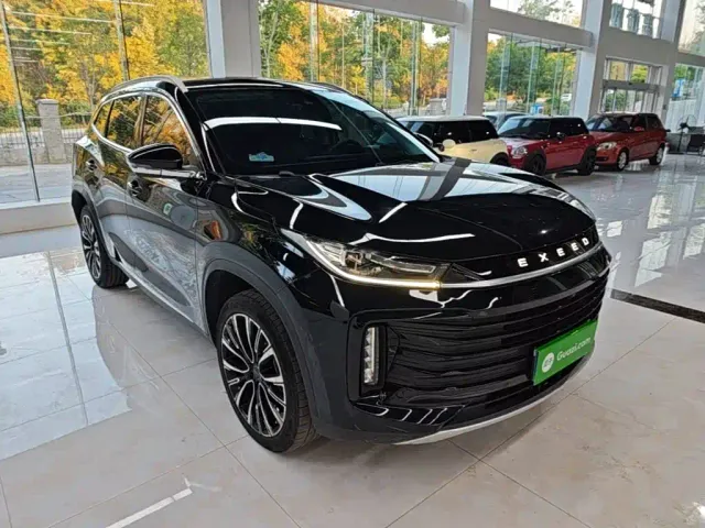 Exeed TXL — Фото автомобиля 3