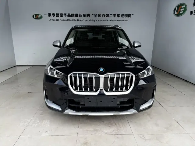 BMW X1 — Фото автомобиля 3