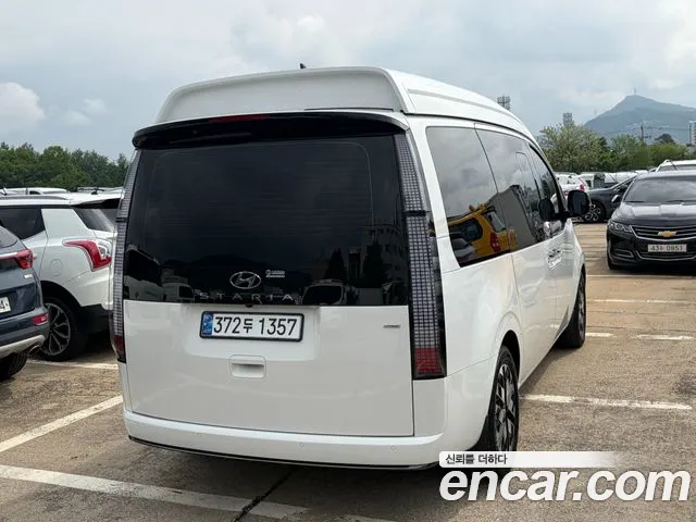 Hyundai Staria Staria 4WD Lounge 9 мест — Фото автомобиля 6