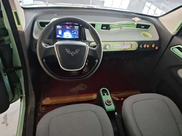 Wuling Hongguang Mini EV — Фото автомобиля 9