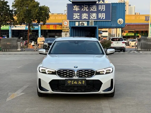 BMW 3 Series — Фото автомобиля 2