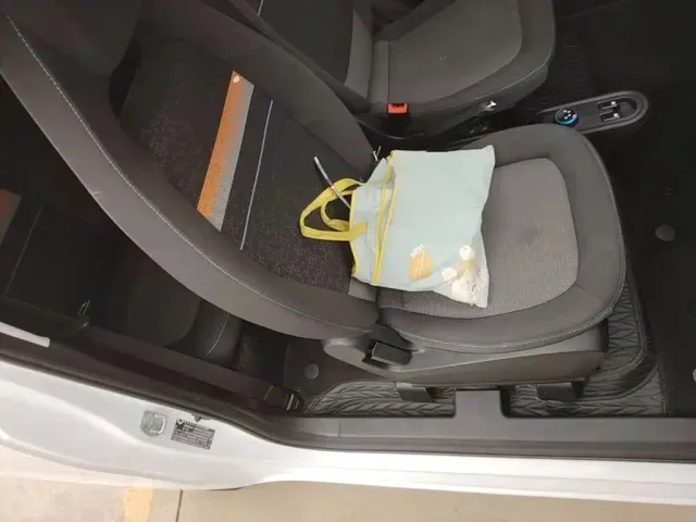 Wuling Hongguang Mini EV — Фото автомобиля 24