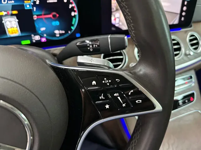 Mercedes-Benz E-Class — Фото автомобиля 7