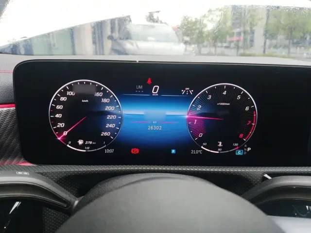 Mercedes-Benz A-Class — Фото автомобиля 3