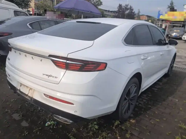 Geely Xingrui — Фото автомобиля 6