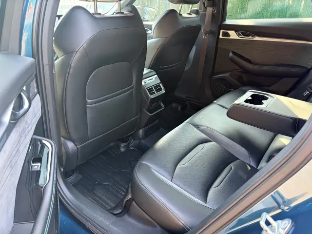 Geely Xingrui — Фото автомобиля 5