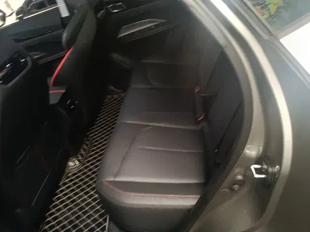 Changan Z6 — Фото автомобиля 16
