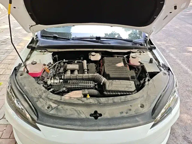 BYD Seal 05 DM-i — Фото автомобиля 15