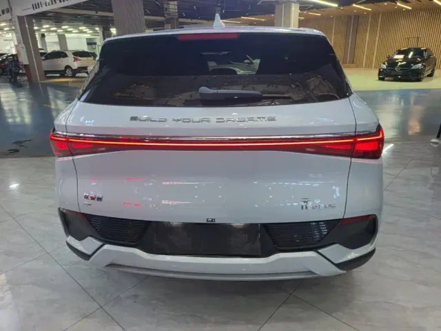 BYD Yuan PLUS — Фото автомобиля 5