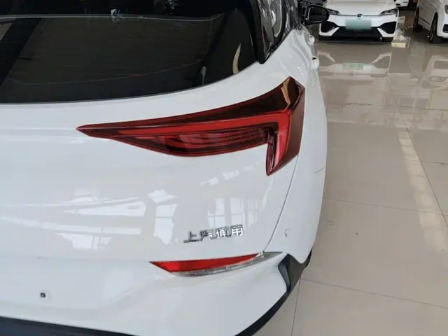 Buick Velite 6 — Фото автомобиля 7