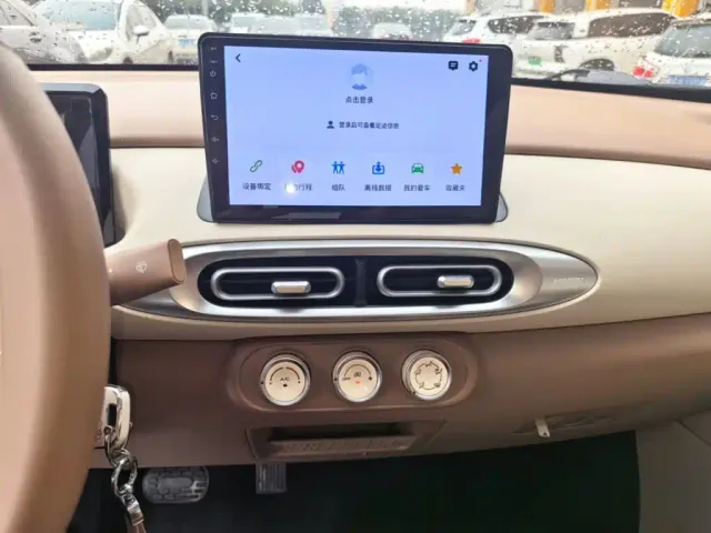 Wuling Hongguang Mini EV — Фото автомобиля 12