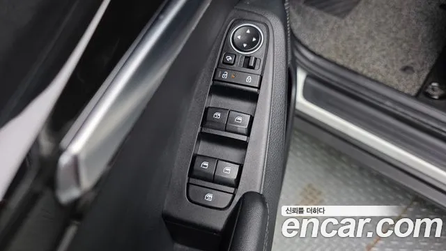 Kia Seltos Новый Seltos Бензин 2.0 2WD — Фото автомобиля 9