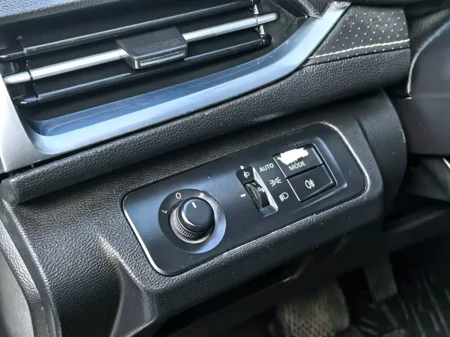 Maxus EUNIQ 5 — Фото автомобиля 24