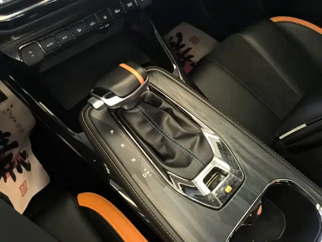 Changan Oushang X5 — Фото автомобиля 13