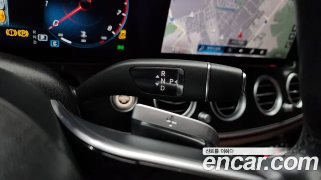 Mercedes-Benz E-Class — Фото автомобиля 9