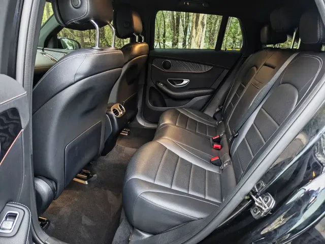 Mercedes-Benz EQC — Фото автомобиля 5