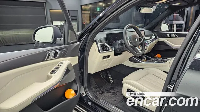 BMW X7 G07 — Фото автомобиля 15