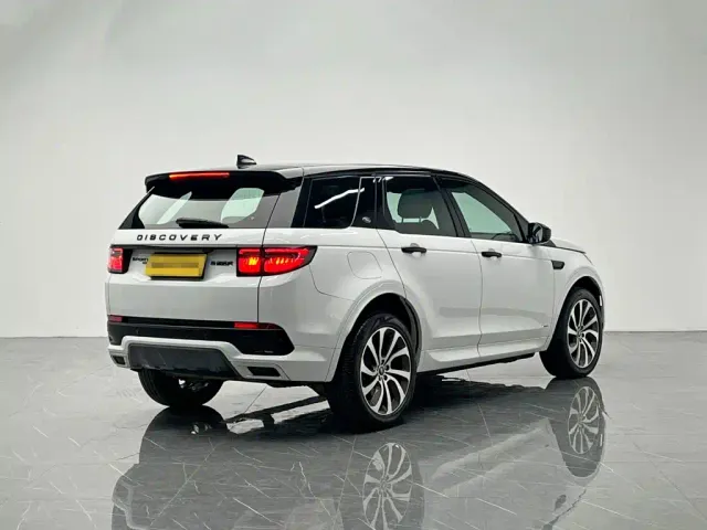 Land Rover Discovery Sport — Фото автомобиля 6