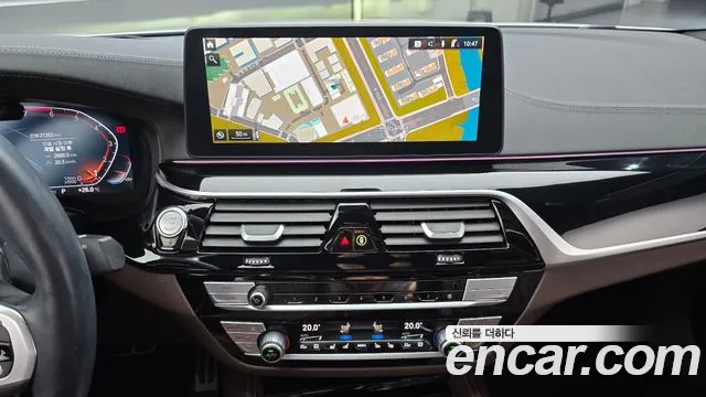 BMW 5-Series — Фото автомобиля 6