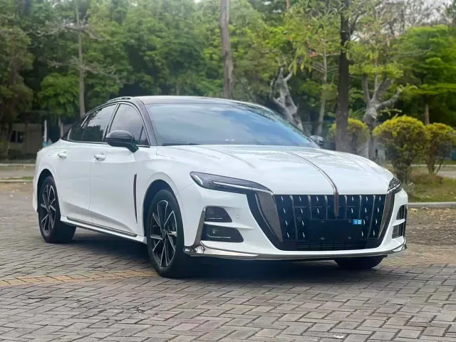 Hongqi H6 — Фото автомобиля 3