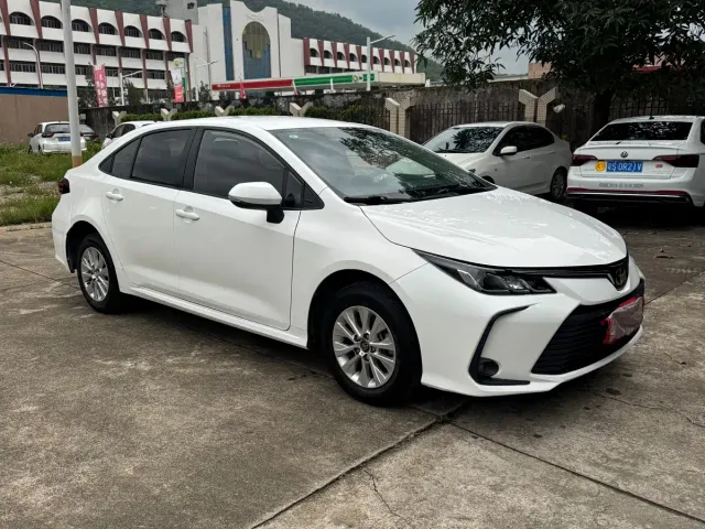 Toyota Corolla — Фото автомобиля 3