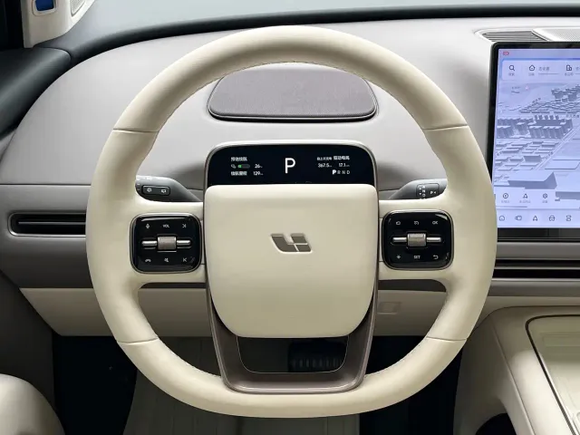 Li Auto i8 — Фото автомобиля 8