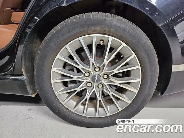 Genesis G80 RG3 — Фото автомобиля 16