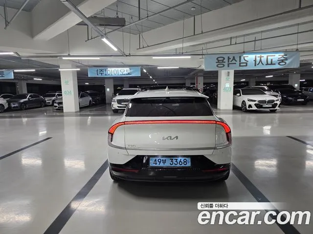Kia EV6 — Фото автомобиля 6