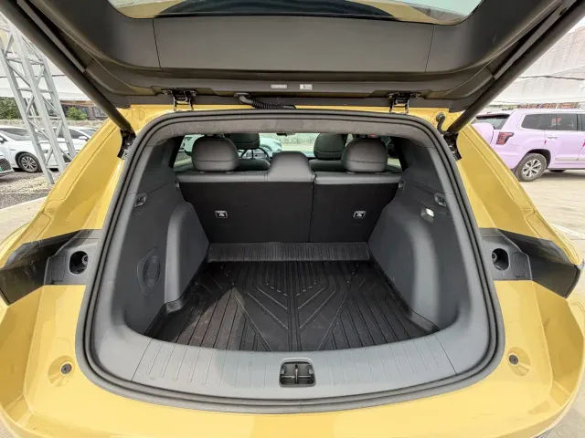 Leapmotor Lafa 5 — Фото автомобиля 16